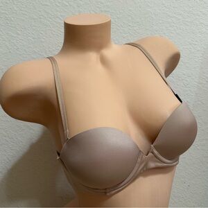 32A Victoria’s Secret bra